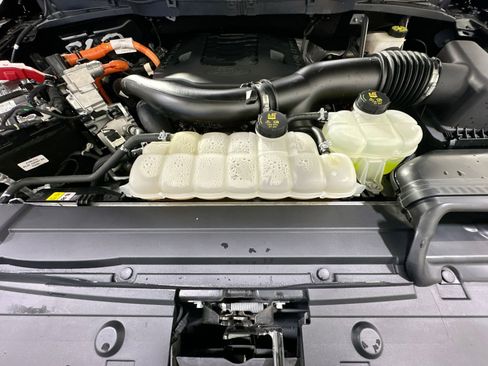 Used 2021 Ford F150 Lariat w/ Max Trailer Tow Package image 42