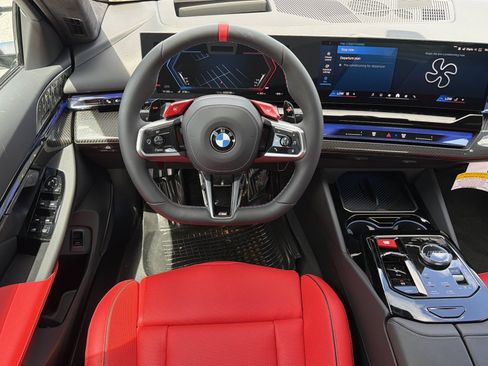 New 2027 BMW M5 w/ Executive Package AWD/4WD image 15