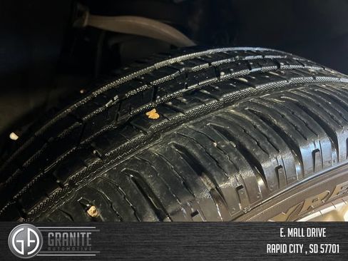 Used 2021 GMC Yukon Denali w/ Denali Premium Package AWD/4WD image 29