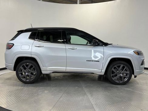 New 2025 Jeep Compass Limited w/ Driver Assist Group I image 2
