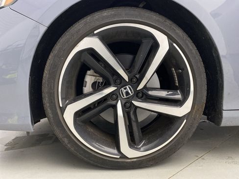 Used 2021 Honda Accord Sport image 11