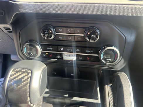 Used 2023 Ford Bronco Raptor AWD/4WD image 17