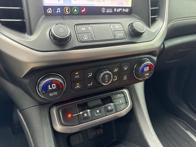 Used 2020 GMC Acadia AT4 AWD/4WD image 23
