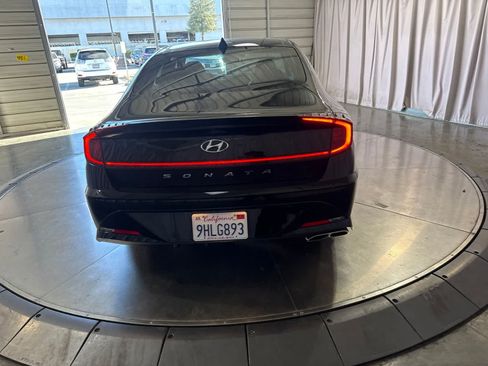 Used 2023 Hyundai Sonata SEL w/ Convenience Package FWD image 6