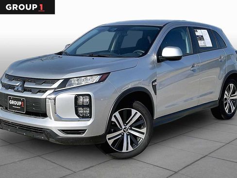 Used 2025 Mitsubishi Outlander Sport ES AWD/4WD image 1