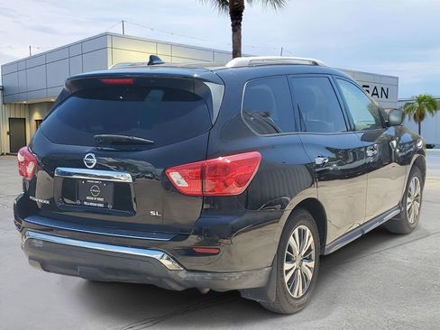 Certified 2020 Nissan Pathfinder SL w/ Cargo Package FWD image 8
