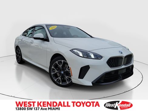 Used 2025 BMW 228i xDrive AWD/4WD image 1