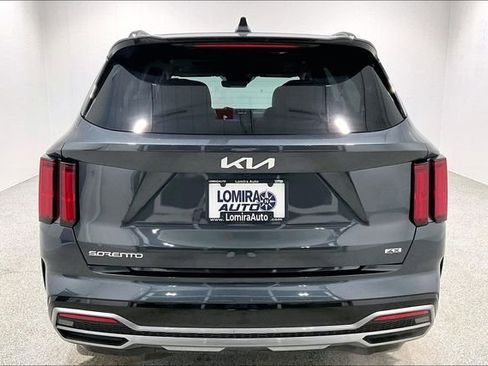 Used 2023 Kia Sorento SX image 6