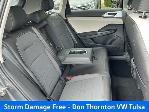New 2026 Volkswagen Taos SE FWD image 17