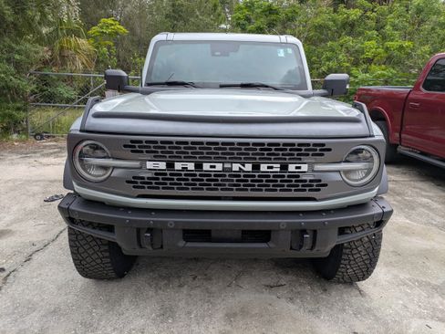 Certified 2022 Ford Bronco Badlands AWD/4WD image 3