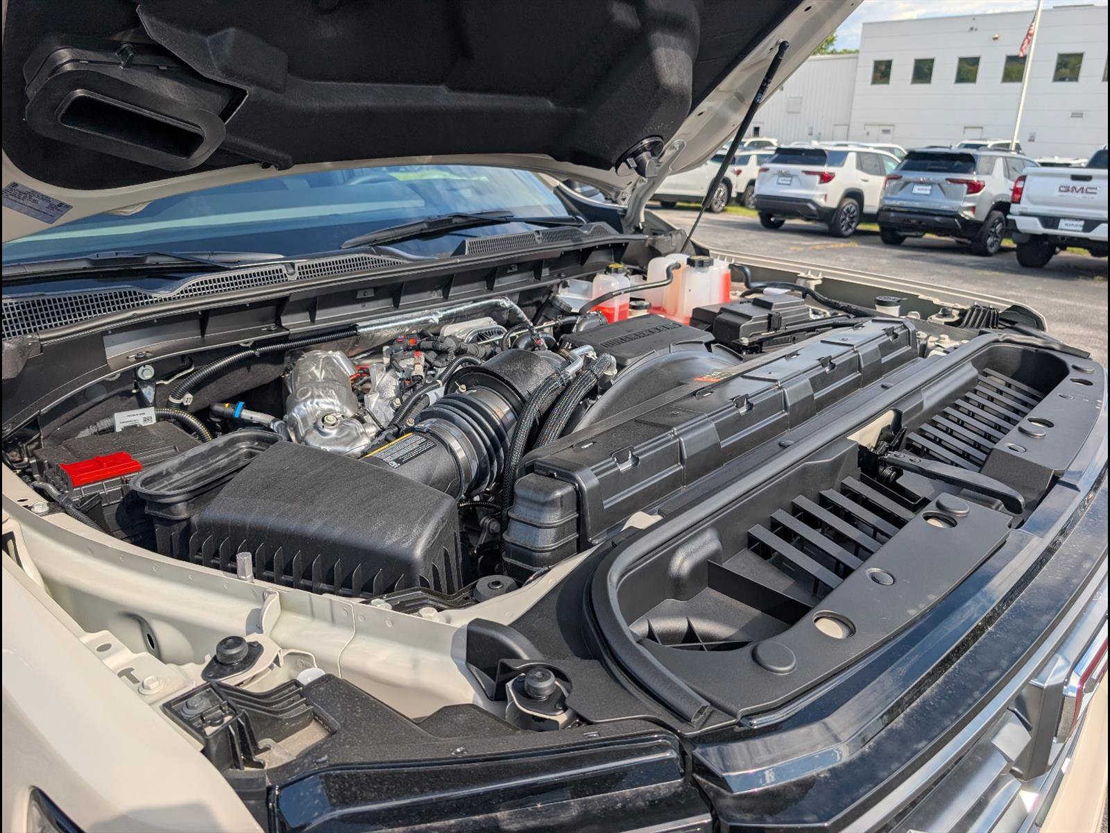 New 2026 GMC Sierra 2500 AT4 w/ AT4 Premium Plus Package AWD/4WD image 19