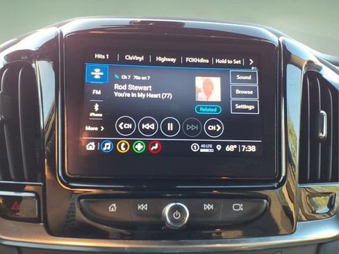 Used 2023 Chevrolet Traverse LT w/ LPO, Floor Liner Package AWD/4WD image 19