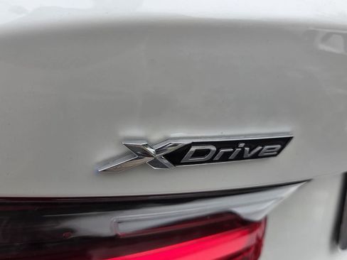 Certified 2023 BMW 330i xDrive Sedan w/ Parking Assistance Package AWD/4WD image 17
