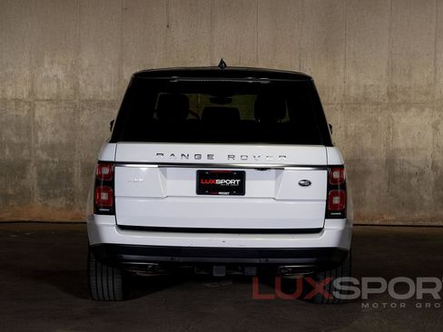 Used 2019 Land Rover Range Rover HSE image 16