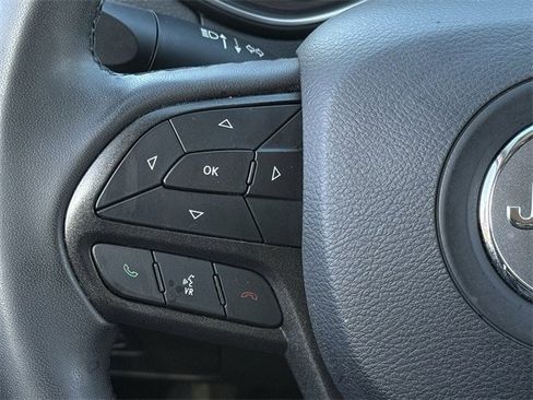 Used 2020 Jeep Cherokee Trailhawk w/ Comfort/Convenience Group image 14