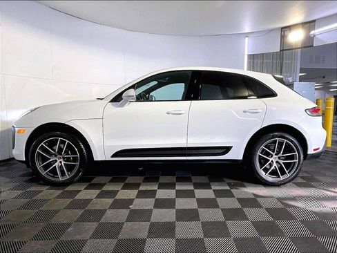 Used 2024 Porsche Macan AWD/4WD image 2