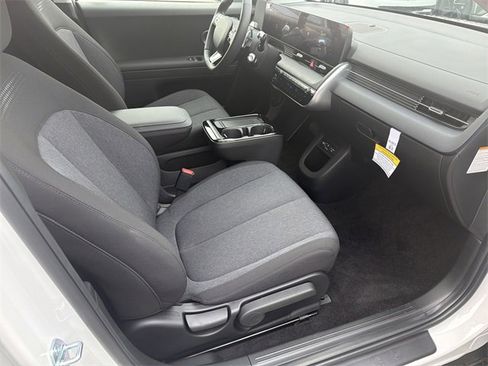 New 2026 Hyundai Ioniq 5 SE image 13