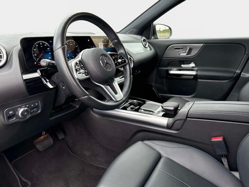 Used 2023 Mercedes-Benz GLA 250 4MATIC image 34