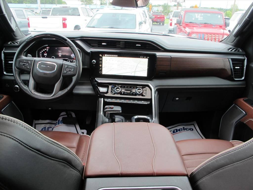 Used 2024 GMC Sierra 1500 Denali Ultimate AWD/4WD image 23