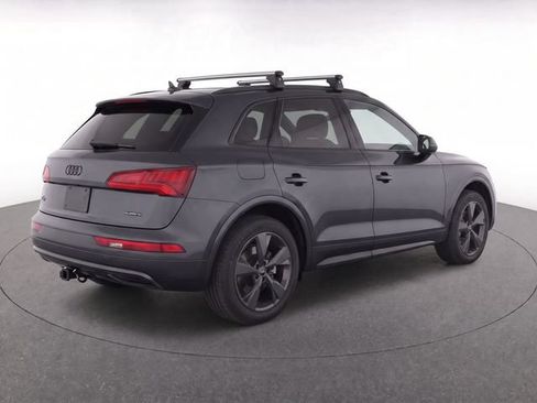 Used 2020 Audi Q5 2.0T Premium w/ Titanium Sport Package AWD/4WD image 8