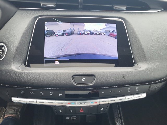 Used 2021 Cadillac XT4 Premium Luxury AWD/4WD image 6