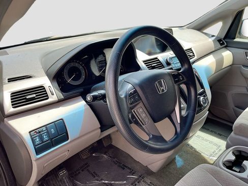 Used 2016 Honda Odyssey EX image 9