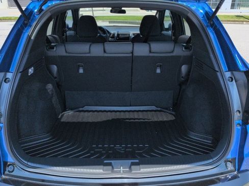 Used 2022 Honda HR-V Sport image 14