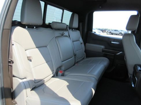 Used 2019 GMC Sierra 1500 SLT w/ SLT Premium Package AWD/4WD image 25