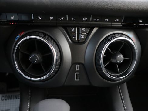 New 2026 Chevrolet Blazer LT w/ Midnight/Sport Edition image 21