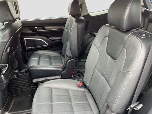 Used 2021 Kia Telluride EX w/ EX Premium Package image 25