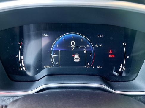 Certified 2025 Toyota Corolla Cross XLE w/ Convenience Package AWD/4WD image 32