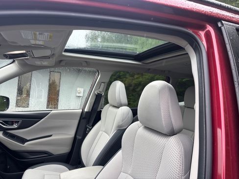 Used 2024 Subaru Forester Premium AWD/4WD image 9