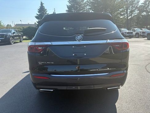 Used 2022 Buick Enclave Premium w/ Experience Buick Package image 5