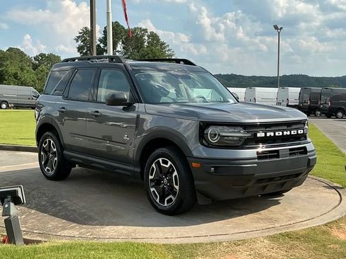 Used 2022 Ford Bronco Sport Outer Banks AWD/4WD image 9