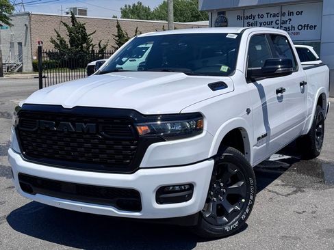 New 2026 RAM 1500 4x4 Crew Cab image 3