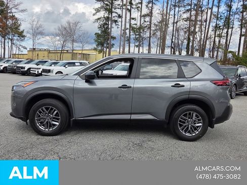 Used 2023 Nissan Rogue S AWD/4WD image 5
