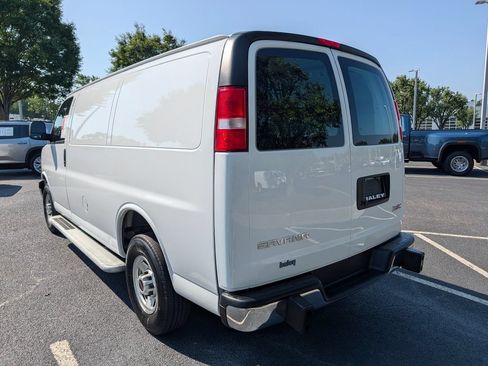 Used 2024 GMC Savana 2500 w/ Driver Convenience Package RWD image 6