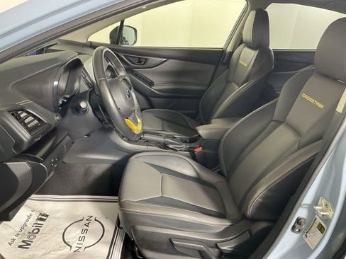 Used 2021 Subaru Crosstrek 2.5i Sport w/ Moonroof Package image 16