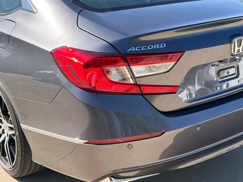 Used 2022 Honda Accord Touring image 13