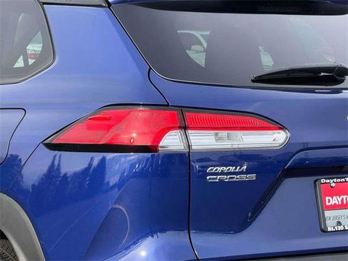 Certified 2023 Toyota Corolla Cross LE image 9