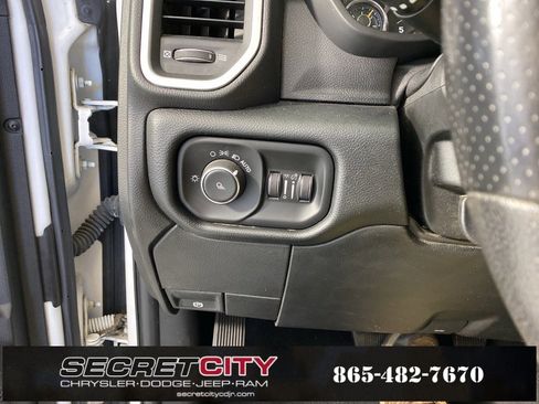 Used 2019 RAM 3500 Big Horn image 14