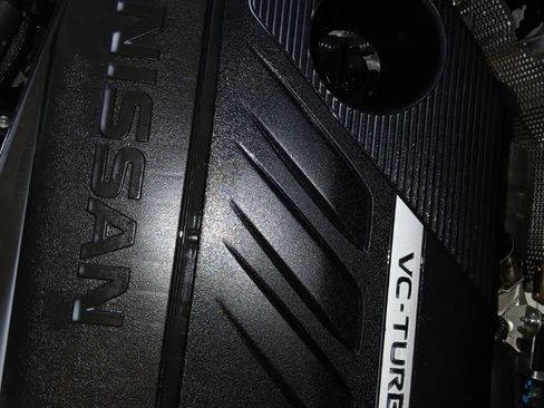 Used 2023 Nissan Rogue SV image 18