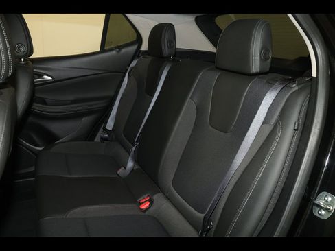 Used 2025 Buick Encore GX Preferred image 26