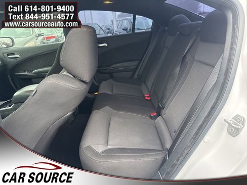 Used 2019 Dodge Charger SXT w/ Blacktop Package image 29