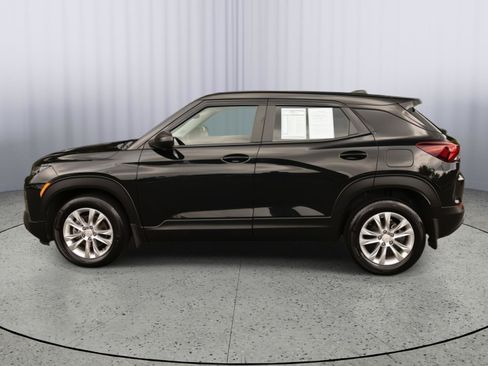 Used 2023 Chevrolet TrailBlazer LS FWD image 18