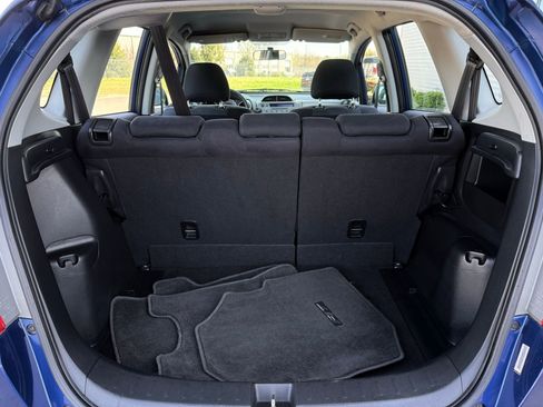 Used 2010 Honda Fit Sport image 36