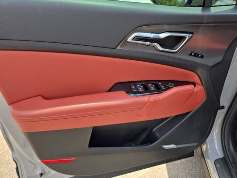 Certified 2024 Kia Sportage SX FWD image 18