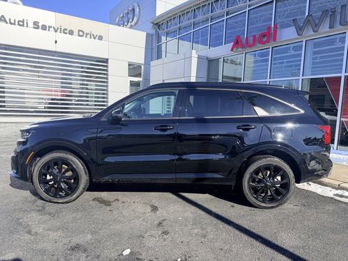 Used 2022 Kia Sorento SX image 3