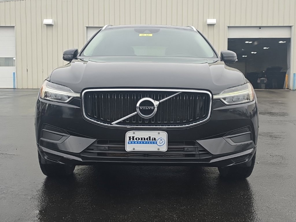 Used 2019 Volvo XC60 T5 Momentum w/ Multimedia Package AWD/4WD image 2