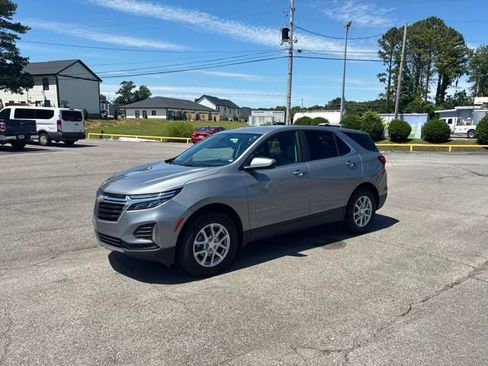 Used 2024 Chevrolet Equinox LT AWD/4WD image 45